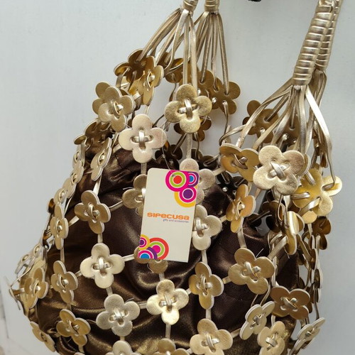 Zara Bolso Flor bag like new with metal flower details