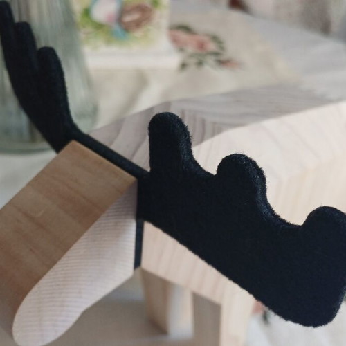 Hostagille decorative deer IKEA like new