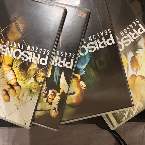 Prison Break boxset season 3 like new, no Greek subtitles