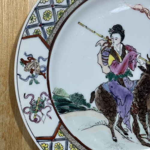 Chinese porcelain decorative plate with Magu traditional writing