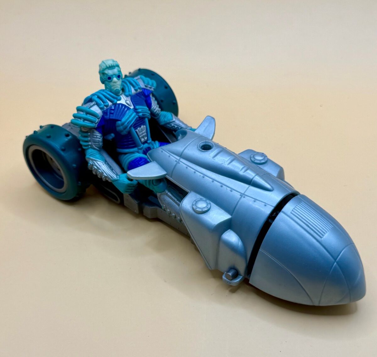 Ice Terror Mr Freeze & Dragster action… - € 11,00 - Vendora.cy