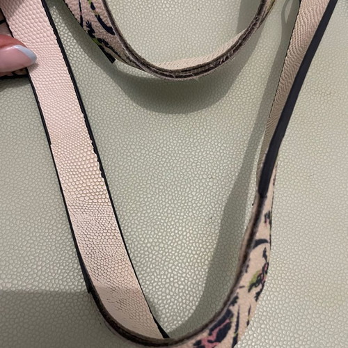 Axel shoulder bag used, mint color with large capacity
