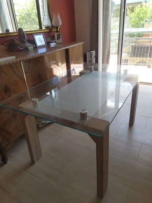 Dining table new from Diafano