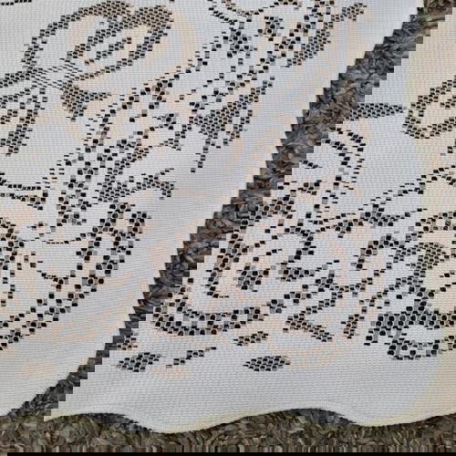 Κουβέρτα λεπτή μπεζ καινούργια, διαστάσεις 2,30×1,85μ.