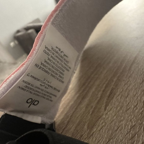 Alo Yoga Airlift Solar Visor pink like new