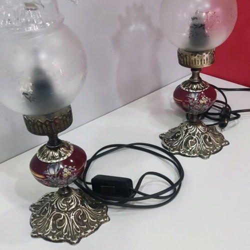 Table lamp pairs like new