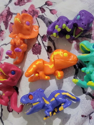 Jurassic World Kinder Joy 2024 σαν καινούργιο