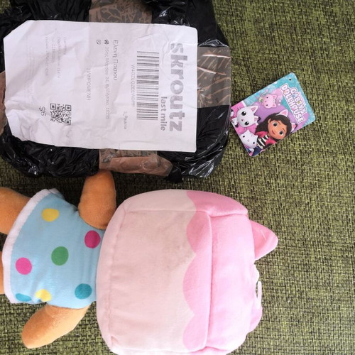 Gabby's Dollhouse Baby Box Cat plush 25cm like new