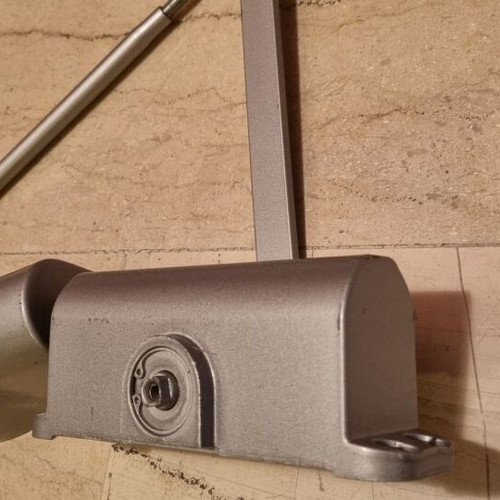 CISA door closing and return mechanism like new