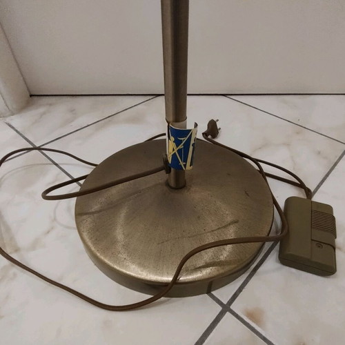 Floor lamp bronze with dimmer and adjustable shade used