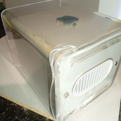 Apple computer 2000 used