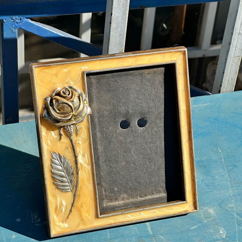 Vintage photo frame with embossed rose used, table and wall mount