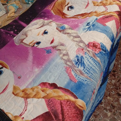 Frozen set for kids' room with curtain, rug, sheets, bedspread & decorative pillow