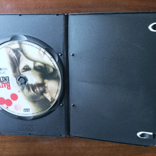 Basic Instinct DVD like new