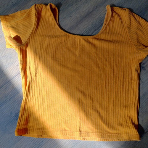 Top Bandila like new, size S