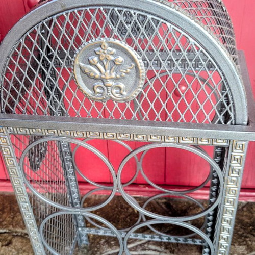 Metal wine rack 6 bottles, like new