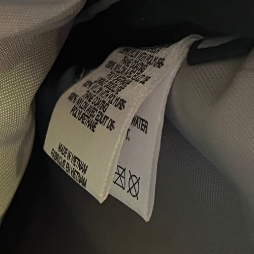 North Face small hiking bag like new