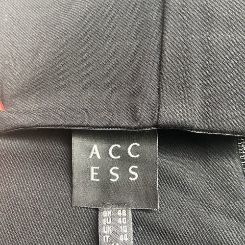 Skirt with front zipper like new, size M 38 10, black Access