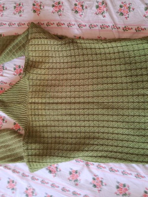 Green pullover with checkered pattern and unique neckline like new