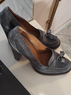 Suede leather heels new, thick 10cm heel, size 39.5