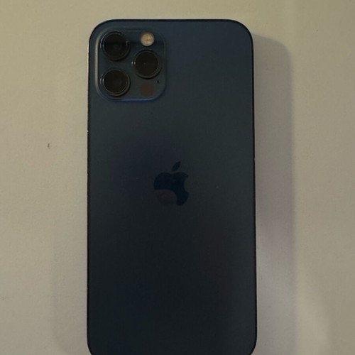 iPhone 12 Pro 128GB like new with screen protector