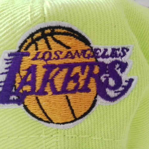 L.A Lakers NBA Hardwood cap like new, official replica