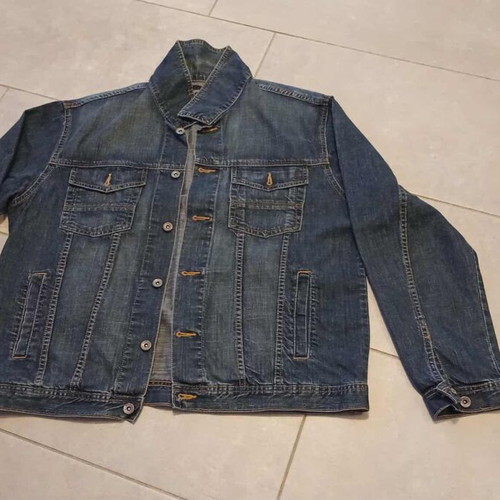 Denim jacket like new, size XL, blue