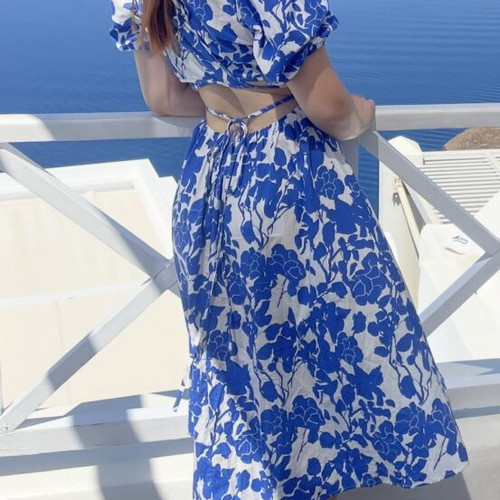 Summer dress like new with back detail, white and blue