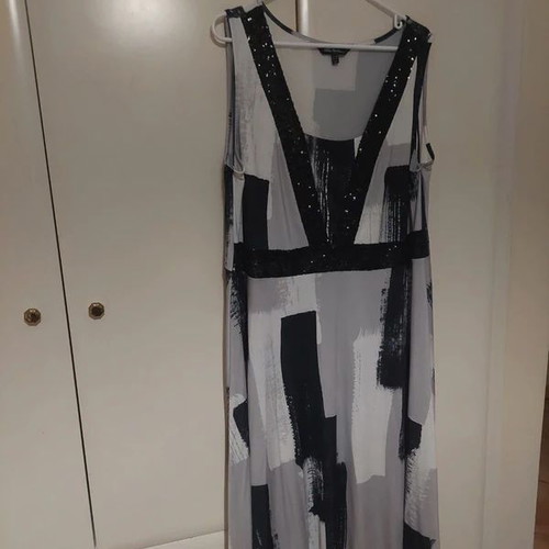 Long dress with sequins used, black and grey abstract pattern
