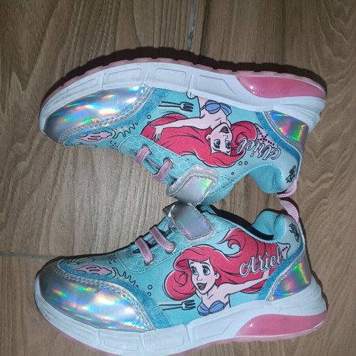 Modum Disney Ariel kids sneakers with lights size 29 used
