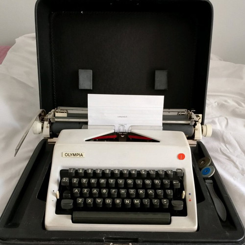 Olympia Traveller 1971 used typewriter with Greek and English keyboard