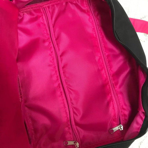 Avon Large Collectible Makeup Bag Black Pink Fuchsia with ergonomic pockets and plenty of space for cosmetics
