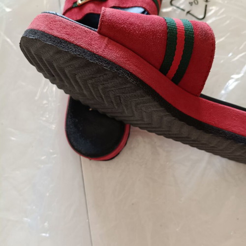 Wall Street Exclusive Collection Red Women's Sliders Like New, Size 39