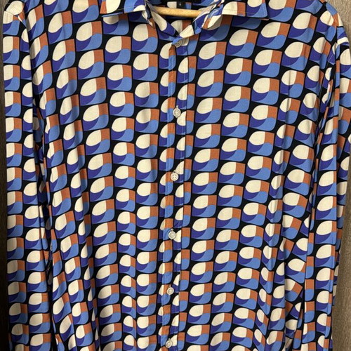 Vintage shirt Mezzo with a nice purple pattern