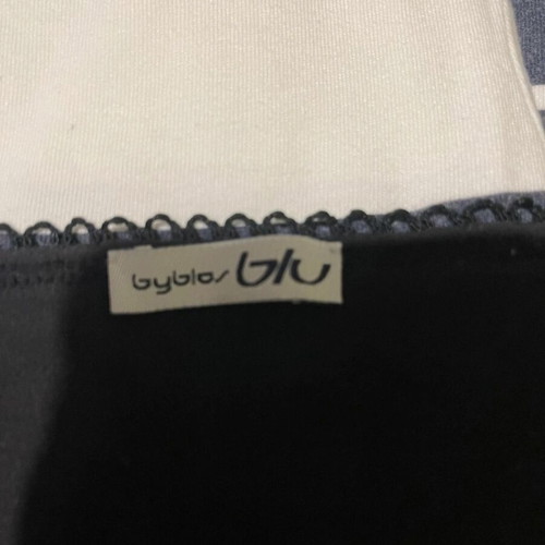 Byblos T-shirt black size L like new