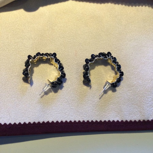 Bracelet and earrings set made of steel and crystals like new