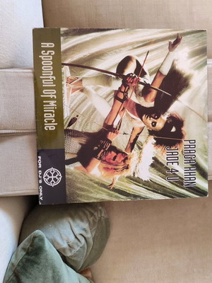 Pragha Khan Spoonful of Miracle EP like new, pop