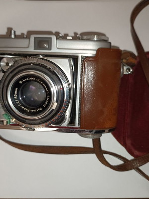 Kodak Retina 1b used with Retina Xenar 2.8/50mm lens and leather case