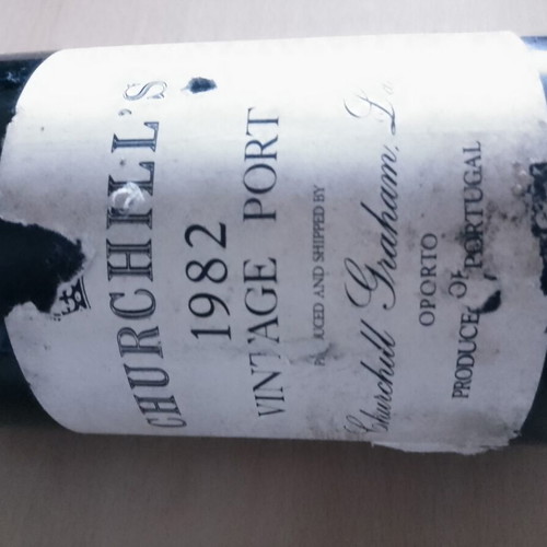 Churchill's 1982 Vintage Port Wine used, 75cl, Portugal
