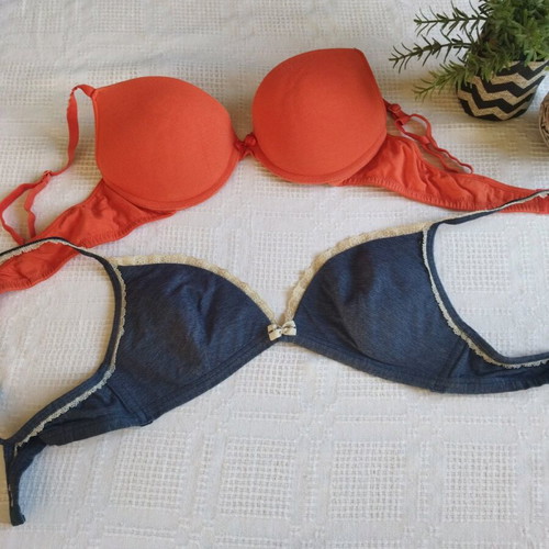Intimissimi and Oysho bras like new, size 80b, blue and orange