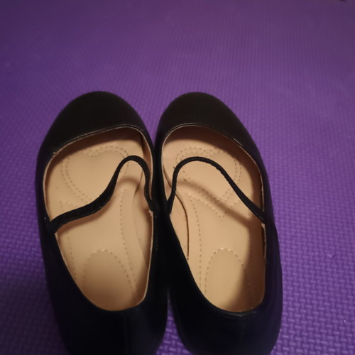 MariKelly ballerinas size 32 like new, black matte