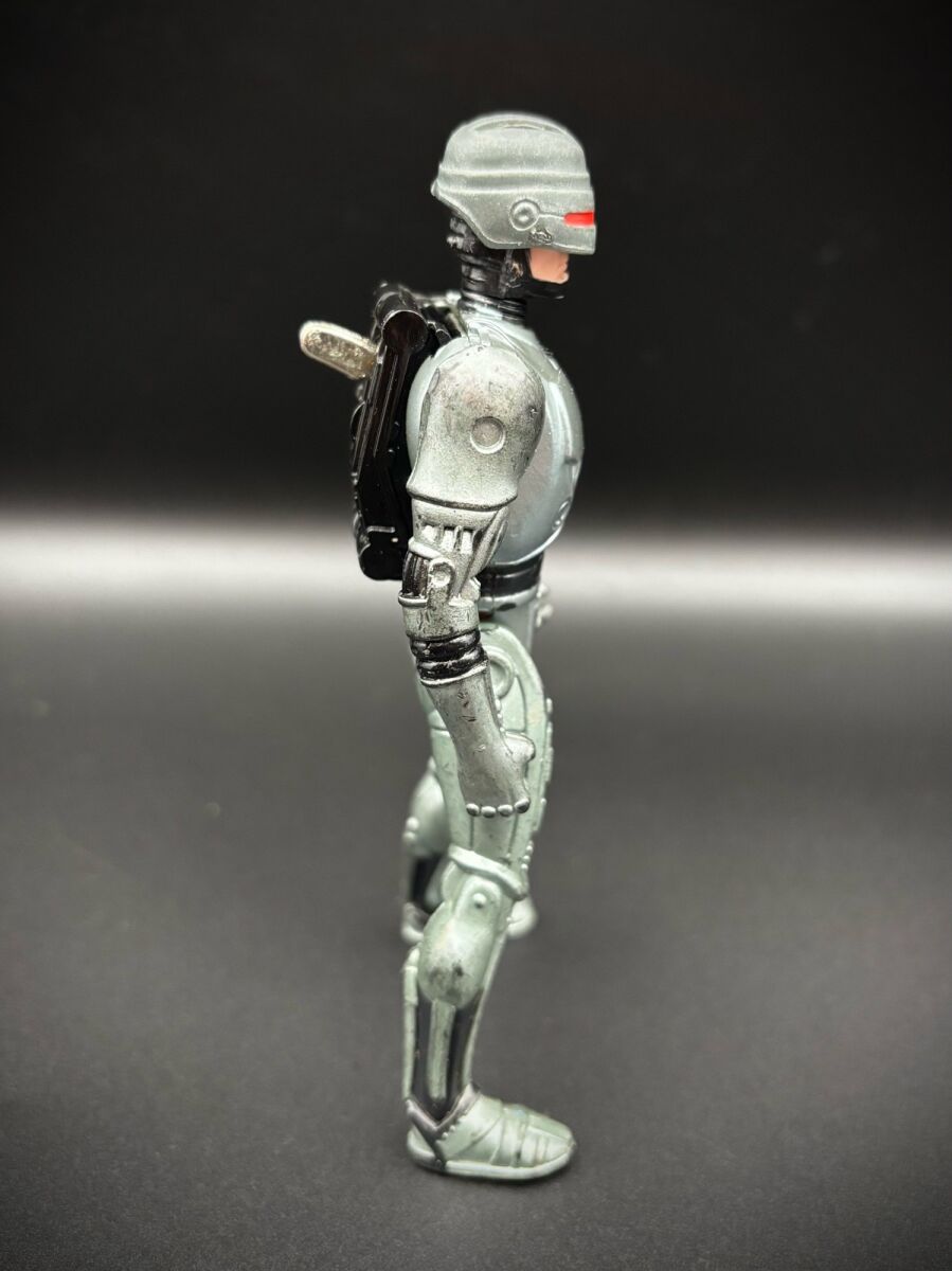 Kenner RoboCop Ultra Police 1988 action… - € 40,00 - Vendora.cy
