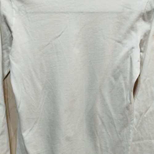 United Colors of Benetton White Long Sleeved T-Shirt Like New, Size 146-152 cm