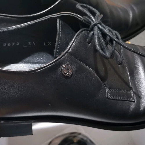 GK Uomo men's shoes scarponi like new, size 42, black