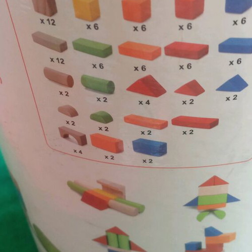 Wooden block toy used, box with 100+ pieces