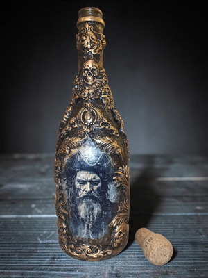 Handmade decorative bottle with pirate theme