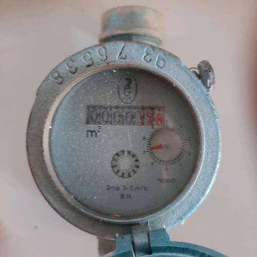 Triton brass water meter in like new condition