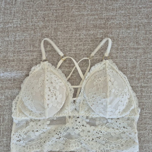 Top blouse with lace used