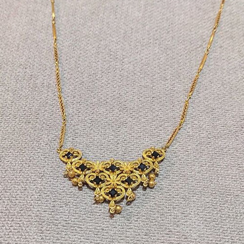 Vintage jewelry set 1978 18k gold with black sapphires like new