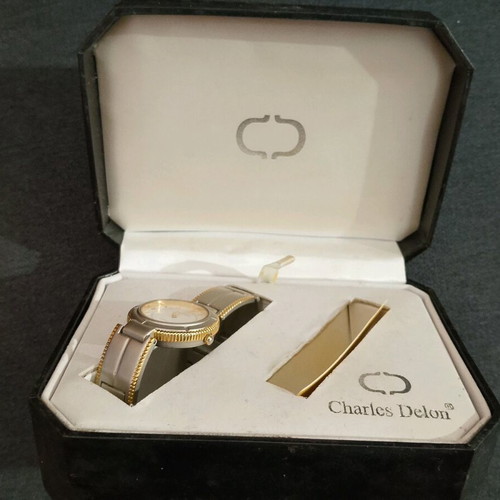 Charles Delon and Pierre Cardin women's watches used, pack